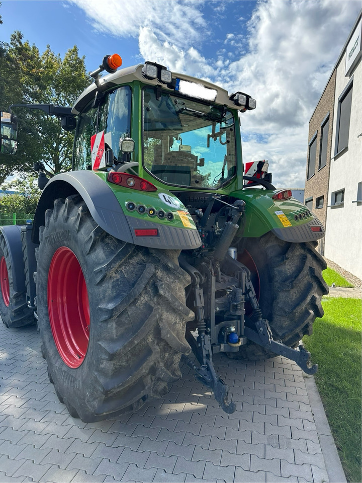 Fendt 724 Gen6 ProfiPlus - Traktori: kuva Fendt 724 Gen6 ProfiPlus - Traktori Fendt 724 Gen6 ProfiPlus - Traktori: kuva Fendt 724 Gen6 ProfiPlus - Traktori