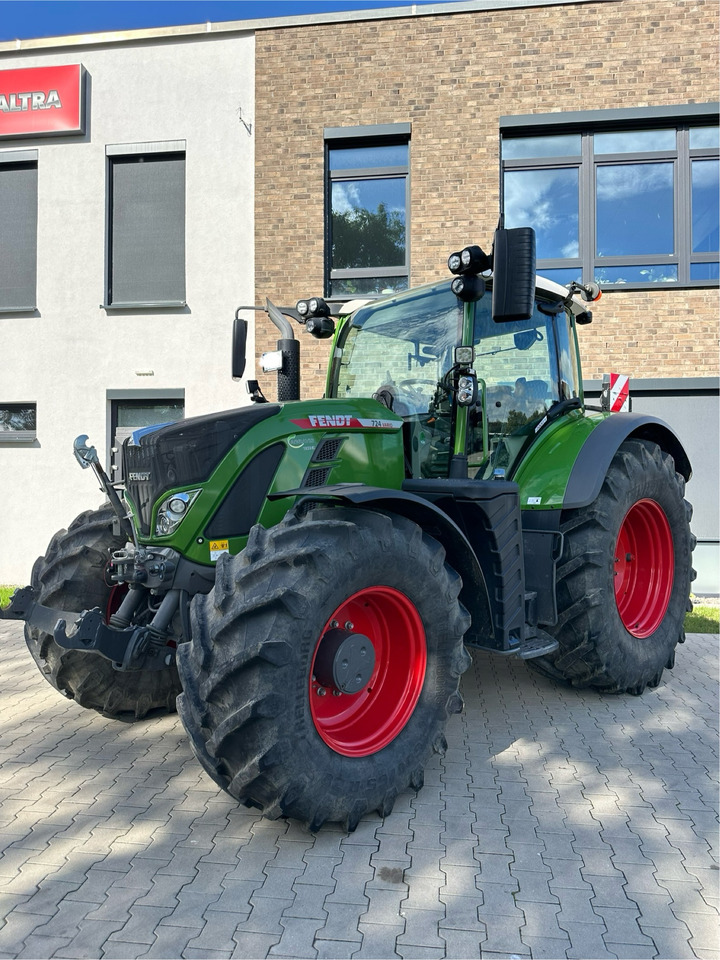 Fendt 724 Gen6 ProfiPlus - Traktori: kuva Fendt 724 Gen6 ProfiPlus - Traktori Fendt 724 Gen6 ProfiPlus - Traktori: kuva Fendt 724 Gen6 ProfiPlus - Traktori