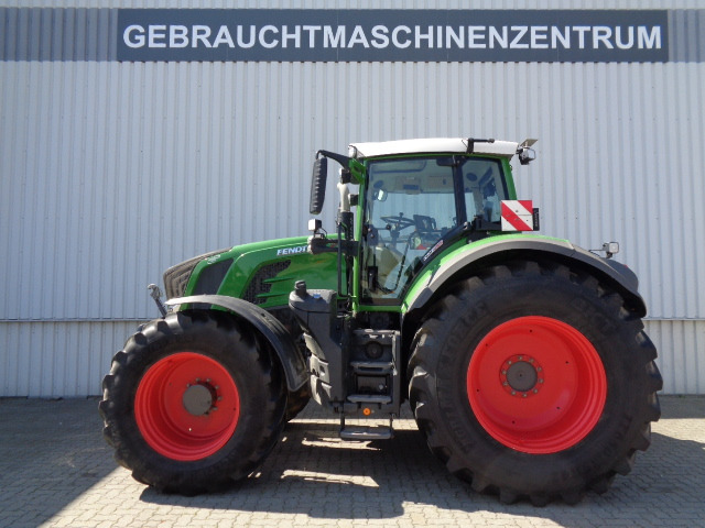 Fendt 824 Vario S4 ProfiPlus - Traktori: kuva Fendt 824 Vario S4 ProfiPlus - Traktori Fendt 824 Vario S4 ProfiPlus - Traktori: kuva Fendt 824 Vario S4 ProfiPlus - Traktori