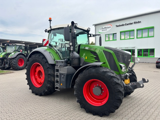 Fendt 826 Vario S4 Profi - RÜFA - Traktori: kuva Fendt 826 Vario S4 Profi - RÜFA - Traktori Fendt 826 Vario S4 Profi - RÜFA - Traktori: kuva Fendt 826 Vario S4 Profi - RÜFA - Traktori