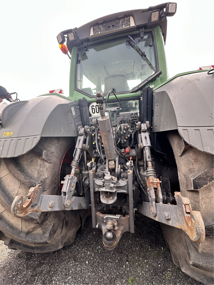 Fendt 828 S4 Profi Plus - Traktori: kuva Fendt 828 S4 Profi Plus - Traktori Fendt 828 S4 Profi Plus - Traktori: kuva Fendt 828 S4 Profi Plus - Traktori