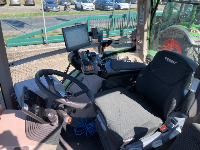 Fendt 930 Vario Gen7 Profi Setting2 - Traktori: kuva Fendt 930 Vario Gen7 Profi Setting2 - Traktori Fendt 930 Vario Gen7 Profi Setting2 - Traktori: kuva Fendt 930 Vario Gen7 Profi Setting2 - Traktori