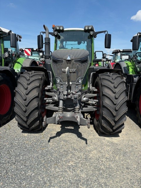 Fendt 942 Vario Gen6 ProfiPlus - Traktori: kuva Fendt 942 Vario Gen6 ProfiPlus - Traktori Fendt 942 Vario Gen6 ProfiPlus - Traktori: kuva Fendt 942 Vario Gen6 ProfiPlus - Traktori