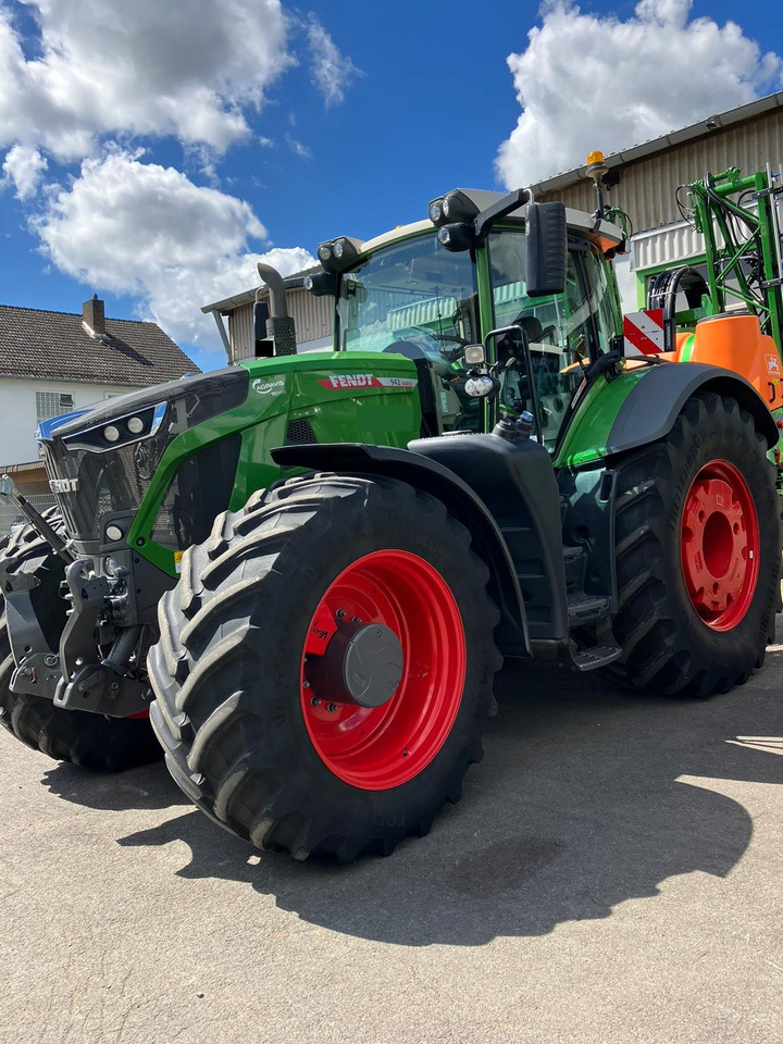 Fendt 942 Vario Gen6 ProfiPlus - Traktori: kuva Fendt 942 Vario Gen6 ProfiPlus - Traktori Fendt 942 Vario Gen6 ProfiPlus - Traktori: kuva Fendt 942 Vario Gen6 ProfiPlus - Traktori