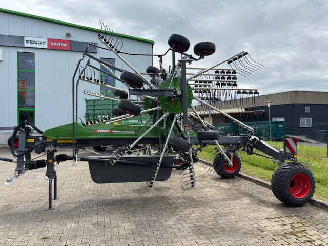 Fendt Former 860 C PRO - Pöyhin: kuva Fendt Former 860 C PRO - Pöyhin Fendt Former 860 C PRO - Pöyhin: kuva Fendt Former 860 C PRO - Pöyhin