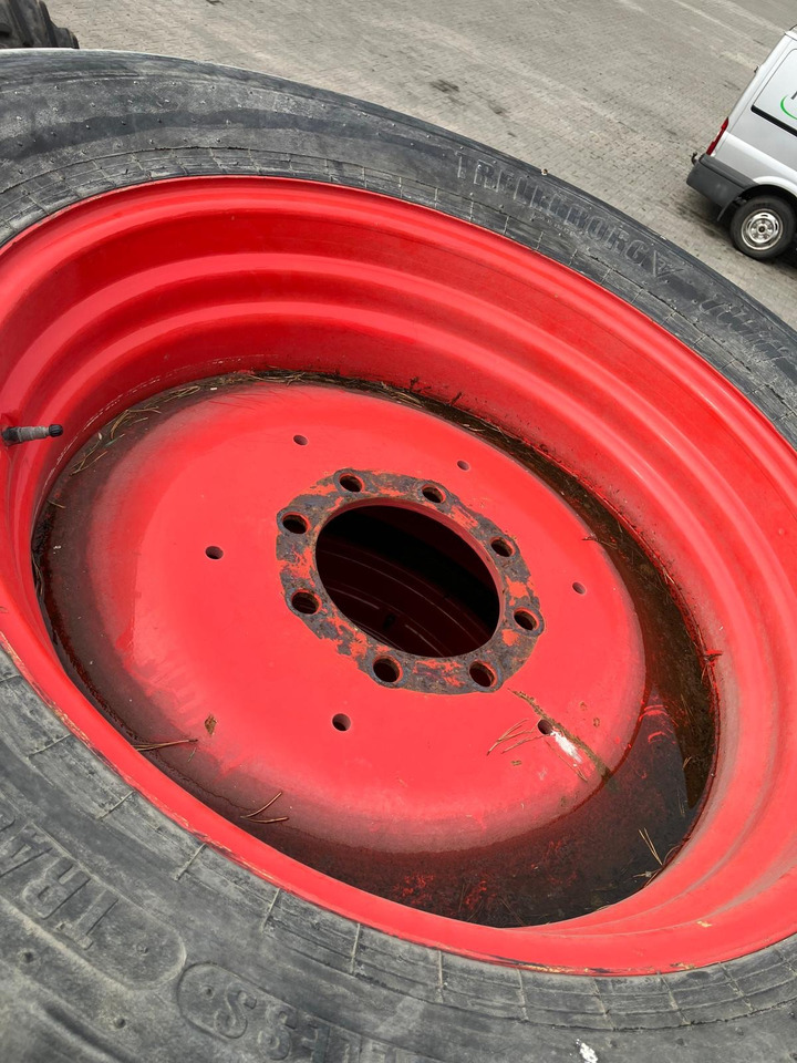 Fendt Räder Rasenbereifung - Renkaat ja vanteet: kuva Fendt Räder Rasenbereifung - Renkaat ja vanteet Fendt Räder Rasenbereifung - Renkaat ja vanteet: kuva Fendt Räder Rasenbereifung - Renkaat ja vanteet