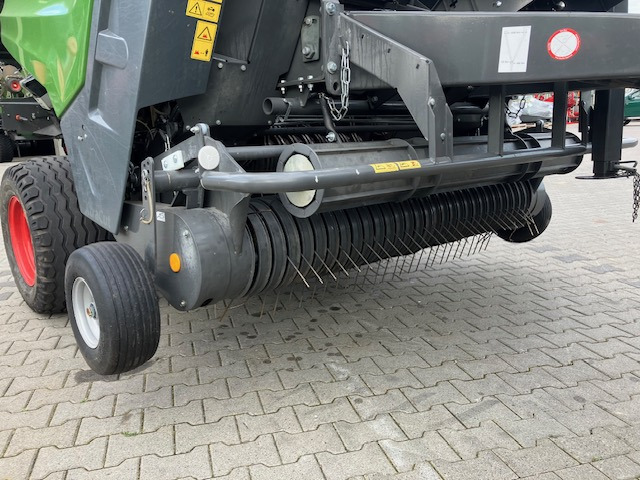Fendt Rotana 130 F Xtra - Heinäkone: kuva Fendt Rotana 130 F Xtra - Heinäkone Fendt Rotana 130 F Xtra - Heinäkone: kuva Fendt Rotana 130 F Xtra - Heinäkone