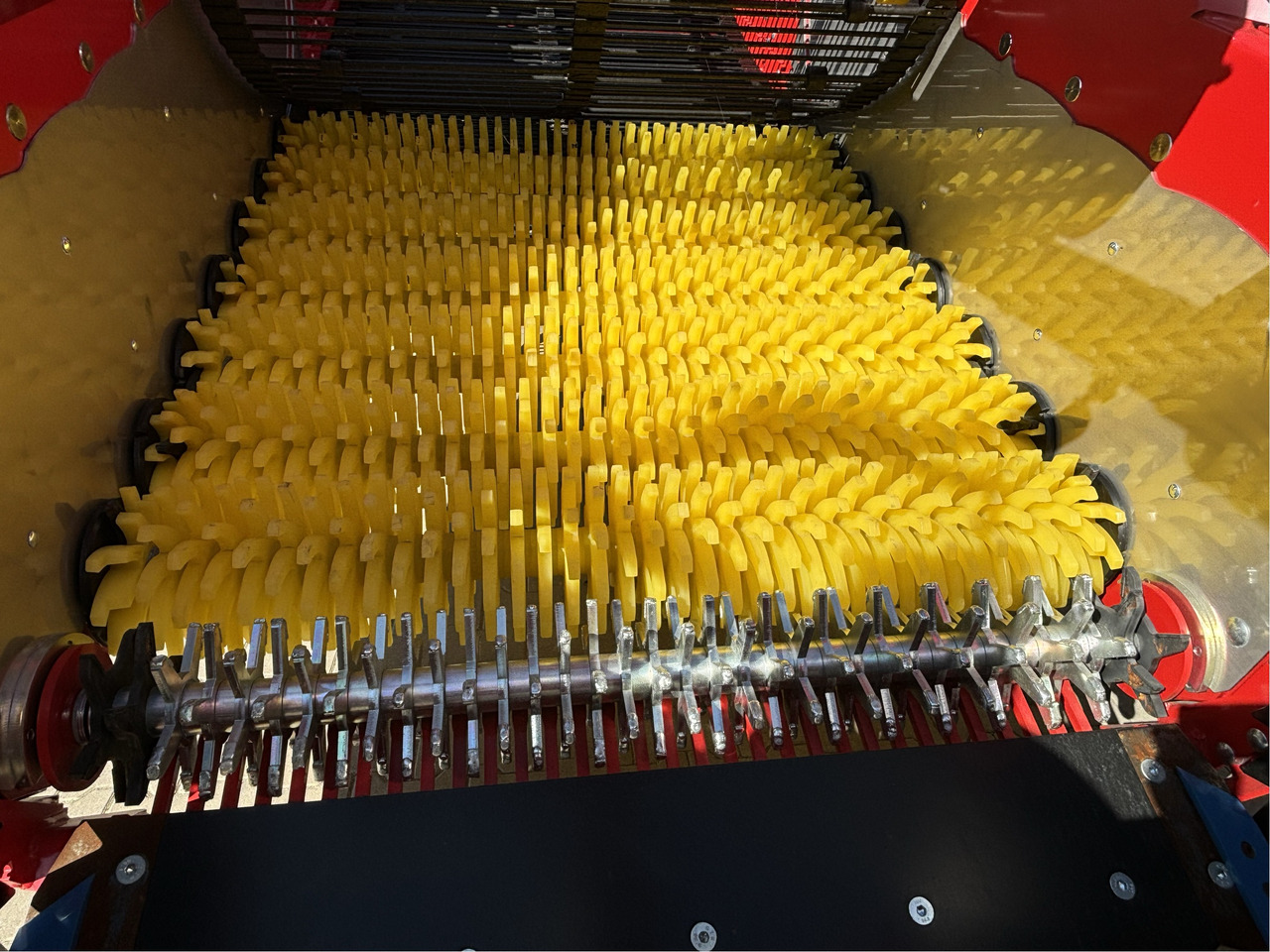 Grimme Separiermaschine CS 150 - Sadonkorjuukone: kuva Grimme Separiermaschine CS 150 - Sadonkorjuukone Grimme Separiermaschine CS 150 - Sadonkorjuukone: kuva Grimme Separiermaschine CS 150 - Sadonkorjuukone