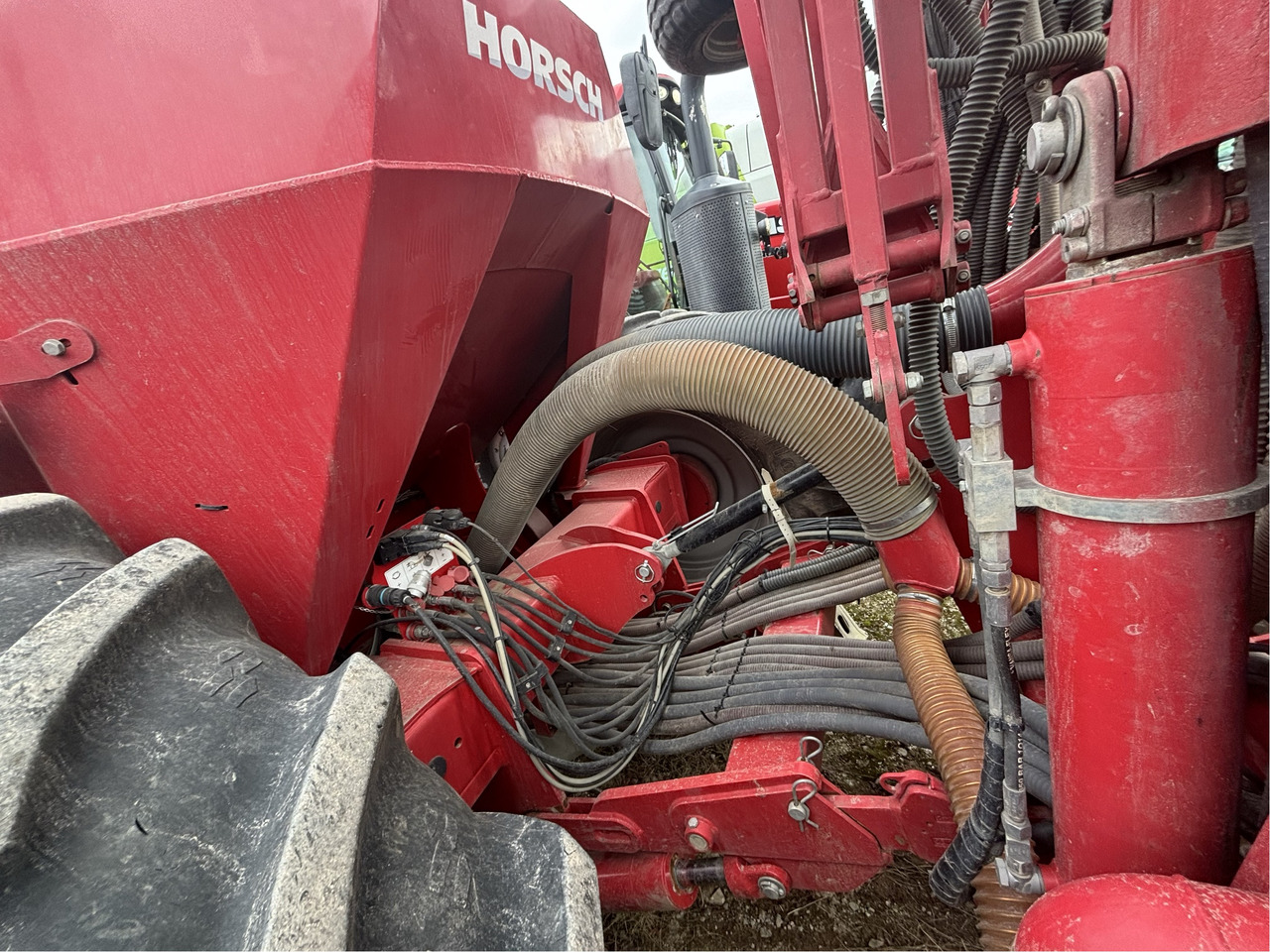 Horsch Maestro 18.50 SW - Kylvökone: kuva Horsch Maestro 18.50 SW - Kylvökone Horsch Maestro 18.50 SW - Kylvökone: kuva Horsch Maestro 18.50 SW - Kylvökone