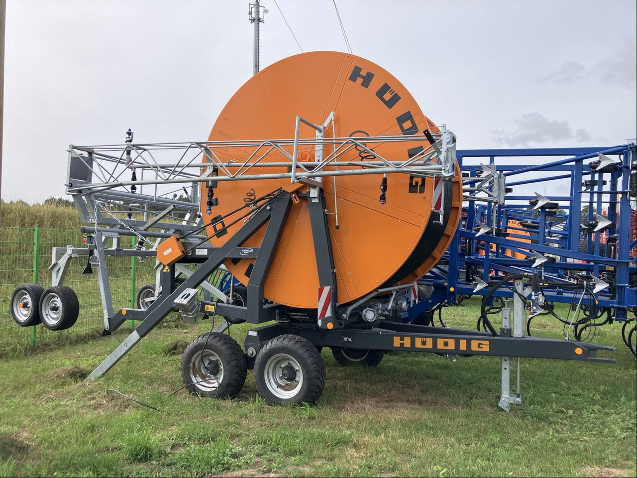 Hüdig IROMAT II-T TANDEM 100x550 - Sadetus-/ Kastelulaite: kuva Hüdig IROMAT II-T TANDEM 100x550 - Sadetus-/ Kastelulaite Hüdig IROMAT II-T TANDEM 100x550 - Sadetus-/ Kastelulaite: kuva Hüdig IROMAT II-T TANDEM 100x550 - Sadetus-/ Kastelulaite