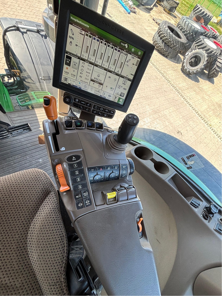 Leasing John Deere 7310 R AutoPower John Deere 7310 R AutoPower: kuva Leasing John Deere 7310 R AutoPower John Deere 7310 R AutoPower