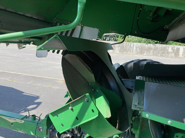 John Deere T660 Hilmaster - Leikkuupuimuri: kuva John Deere T660 Hilmaster - Leikkuupuimuri John Deere T660 Hilmaster - Leikkuupuimuri: kuva John Deere T660 Hilmaster - Leikkuupuimuri