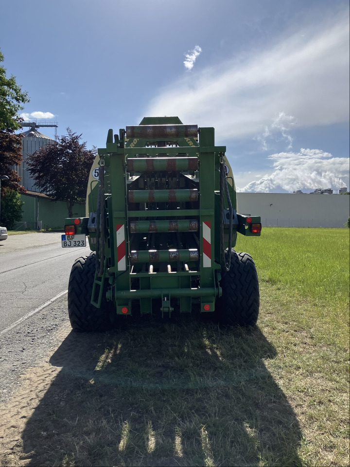 Krone Big Pack 890 XC - Kanttipaalain: kuva Krone Big Pack 890 XC - Kanttipaalain Krone Big Pack 890 XC - Kanttipaalain: kuva Krone Big Pack 890 XC - Kanttipaalain