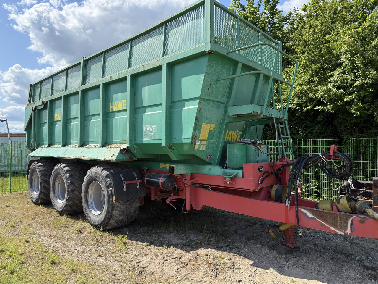 Hawe ULW 3000 Kipper MK 30 Wechselbrücke - Maatalouskoneet: kuva Hawe ULW 3000 Kipper MK 30 Wechselbrücke - Maatalouskoneet Hawe ULW 3000 Kipper MK 30 Wechselbrücke - Maatalouskoneet: kuva Hawe ULW 3000 Kipper MK 30 Wechselbrücke - Maatalouskoneet