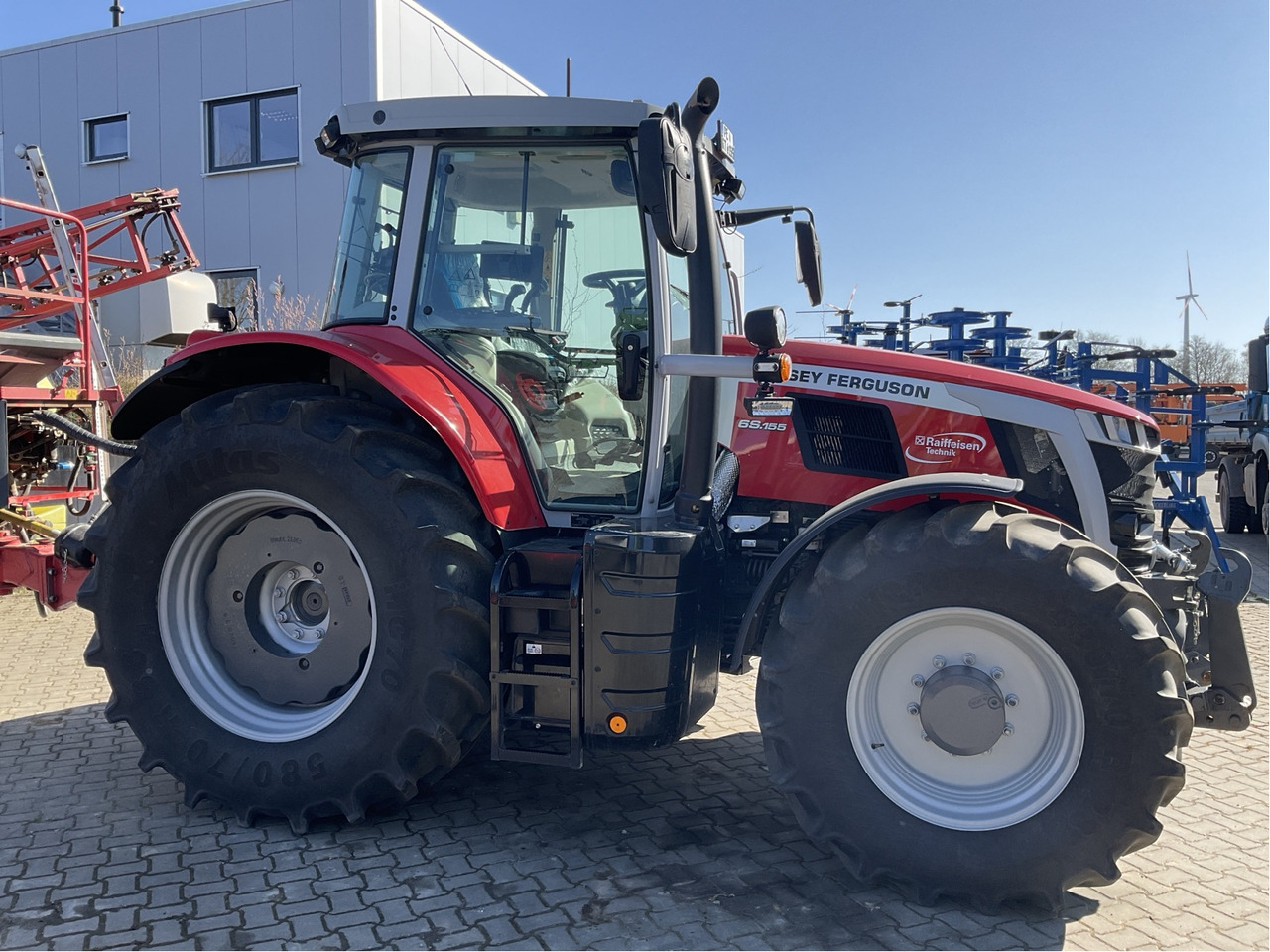 Massey Ferguson 6S.155 Dyna-VT EXCLUSIVE - Traktori: kuva Massey Ferguson 6S.155 Dyna-VT EXCLUSIVE - Traktori Massey Ferguson 6S.155 Dyna-VT EXCLUSIVE - Traktori: kuva Massey Ferguson 6S.155 Dyna-VT EXCLUSIVE - Traktori