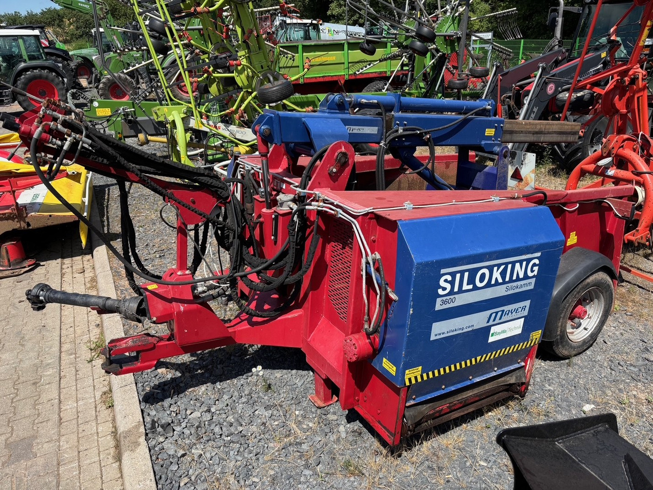 Mayer Siloking mm DA 3600 F - Säilörehu - laitteet: kuva Mayer Siloking mm DA 3600 F - Säilörehu - laitteet Mayer Siloking mm DA 3600 F - Säilörehu - laitteet: kuva Mayer Siloking mm DA 3600 F - Säilörehu - laitteet