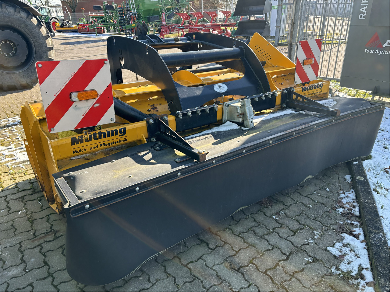 Müthing Mulchmäher Farmer 280 Front - Kesantomurskain: kuva Müthing Mulchmäher Farmer 280 Front - Kesantomurskain Müthing Mulchmäher Farmer 280 Front - Kesantomurskain: kuva Müthing Mulchmäher Farmer 280 Front - Kesantomurskain