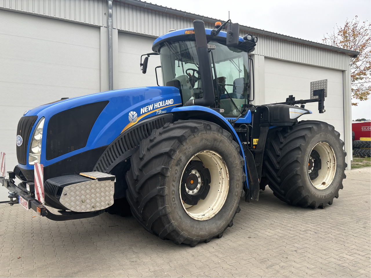 New Holland T9.560 - Traktori: kuva New Holland T9.560 - Traktori New Holland T9.560 - Traktori: kuva New Holland T9.560 - Traktori