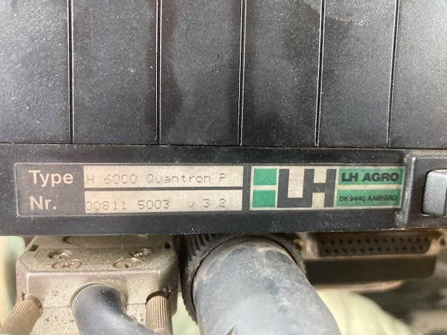 Rauch Axera H EMC - Lannoitteenlevitin: kuva Rauch Axera H EMC - Lannoitteenlevitin Rauch Axera H EMC - Lannoitteenlevitin: kuva Rauch Axera H EMC - Lannoitteenlevitin