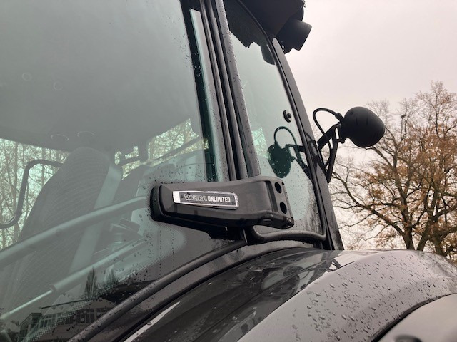 Uusi Traktori Valtra T235 V 2A1: kuva Uusi Traktori Valtra T235 V 2A1
