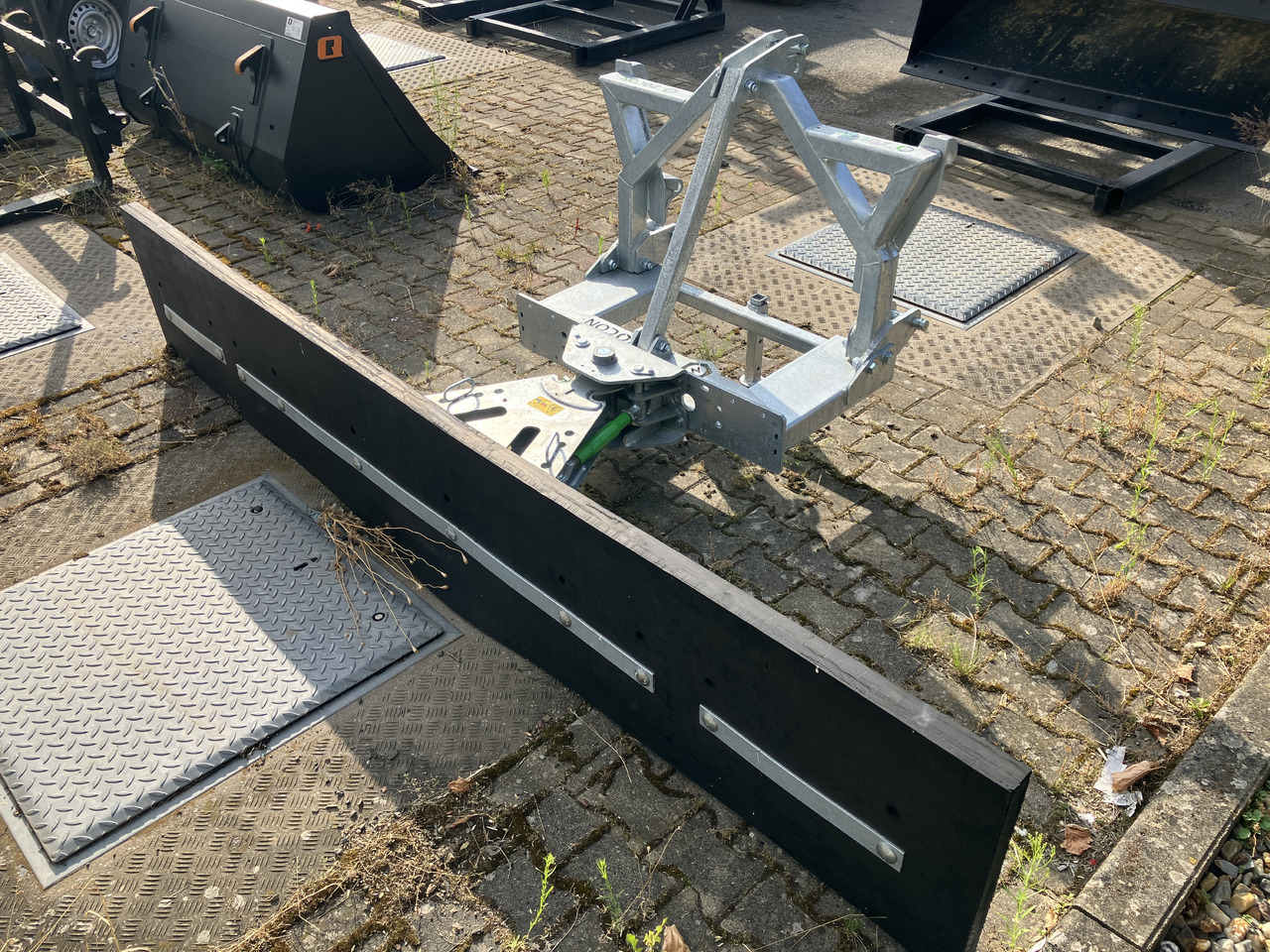 Zocon Gummischieber mechanisch 300 - Karjatalouskone: kuva Zocon Gummischieber mechanisch 300 - Karjatalouskone Zocon Gummischieber mechanisch 300 - Karjatalouskone: kuva Zocon Gummischieber mechanisch 300 - Karjatalouskone