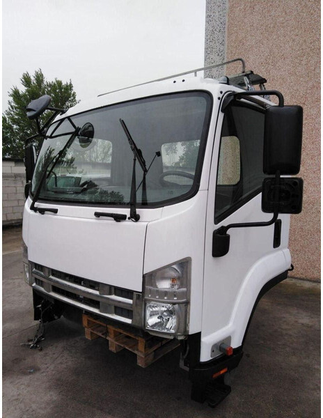 Isuzu FRR Euro 5 - Ohjaamo ja sisustus - Kuorma-auto: kuva Isuzu FRR Euro 5 - Ohjaamo ja sisustus - Kuorma-auto Isuzu FRR Euro 5 - Ohjaamo ja sisustus - Kuorma-auto: kuva Isuzu FRR Euro 5 - Ohjaamo ja sisustus - Kuorma-auto