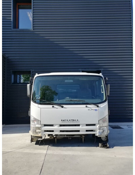 Isuzu NPR 85 "M - P - Q" - Ohjaamo ja sisustus - Kuorma-auto: kuva Isuzu NPR 85 "M - P - Q" - Ohjaamo ja sisustus - Kuorma-auto Isuzu NPR 85 "M - P - Q" - Ohjaamo ja sisustus - Kuorma-auto: kuva Isuzu NPR 85 "M - P - Q" - Ohjaamo ja sisustus - Kuorma-auto