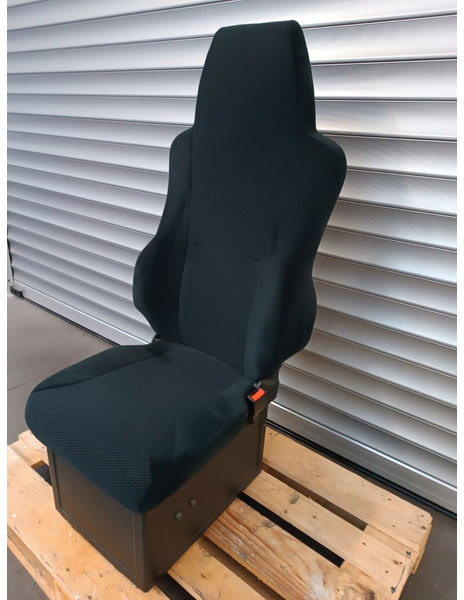 MAN TGX TGS - Istuin - Kuorma-auto: kuva MAN TGX TGS - Istuin - Kuorma-auto MAN TGX TGS - Istuin - Kuorma-auto: kuva MAN TGX TGS - Istuin - Kuorma-auto