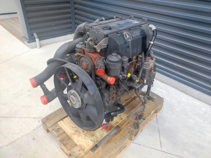 Mercedes-Benz ATEGO OM906LA-V - Moottori - Kuorma-auto: kuva Mercedes-Benz ATEGO OM906LA-V - Moottori - Kuorma-auto Mercedes-Benz ATEGO OM906LA-V - Moottori - Kuorma-auto: kuva Mercedes-Benz ATEGO OM906LA-V - Moottori - Kuorma-auto