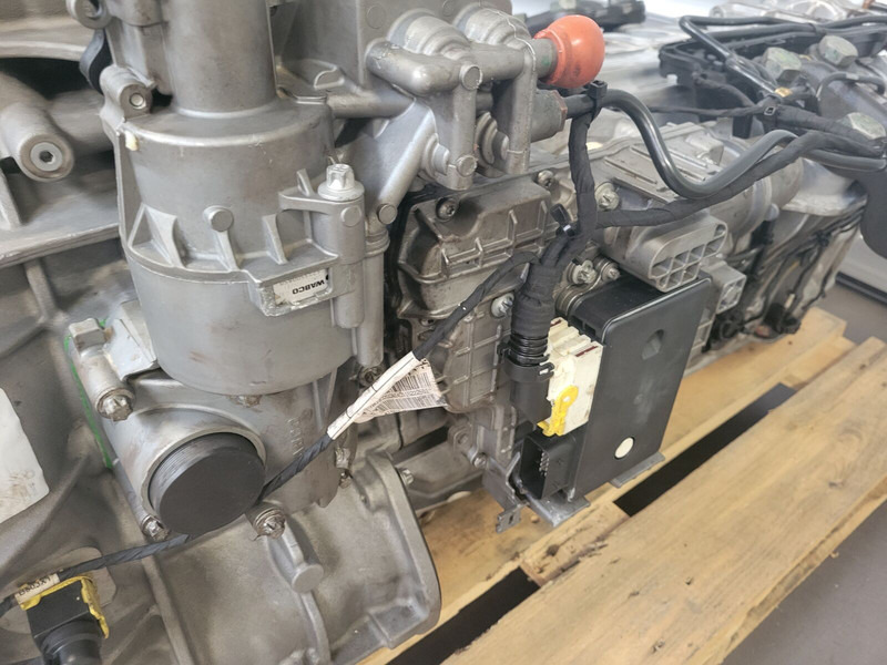 Mercedes-Benz Actros - Arocs - Vaihdelaatikko - Kuorma-auto: kuva Mercedes-Benz Actros - Arocs - Vaihdelaatikko - Kuorma-auto Mercedes-Benz Actros - Arocs - Vaihdelaatikko - Kuorma-auto: kuva Mercedes-Benz Actros - Arocs - Vaihdelaatikko - Kuorma-auto