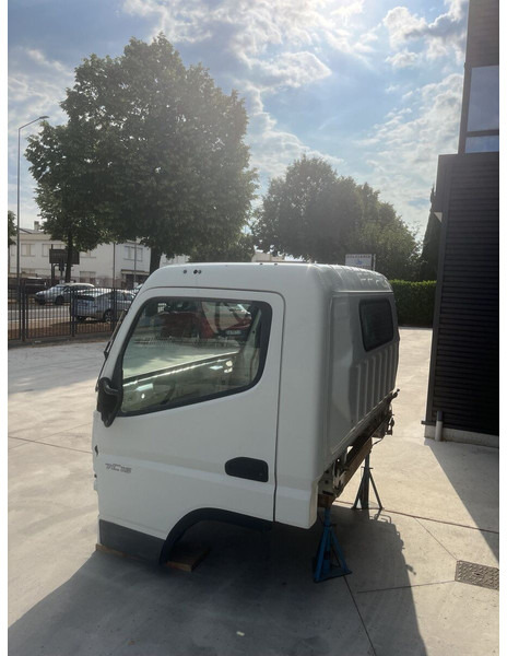 Mitsubishi Fuso CANTER C TYPE 2040 mm - Ohjaamo ja sisustus - Kuorma-auto: kuva Mitsubishi Fuso CANTER C TYPE 2040 mm - Ohjaamo ja sisustus - Kuorma-auto Mitsubishi Fuso CANTER C TYPE 2040 mm - Ohjaamo ja sisustus - Kuorma-auto: kuva Mitsubishi Fuso CANTER C TYPE 2040 mm - Ohjaamo ja sisustus - Kuorma-auto
