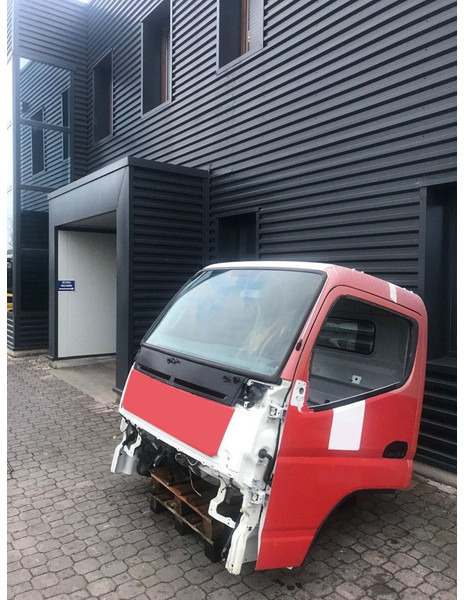 Mitsubishi Fuso CANTER S TYPE MODEL - Ohjaamo ja sisustus - Kuorma-auto: kuva Mitsubishi Fuso CANTER S TYPE MODEL - Ohjaamo ja sisustus - Kuorma-auto Mitsubishi Fuso CANTER S TYPE MODEL - Ohjaamo ja sisustus - Kuorma-auto: kuva Mitsubishi Fuso CANTER S TYPE MODEL - Ohjaamo ja sisustus - Kuorma-auto