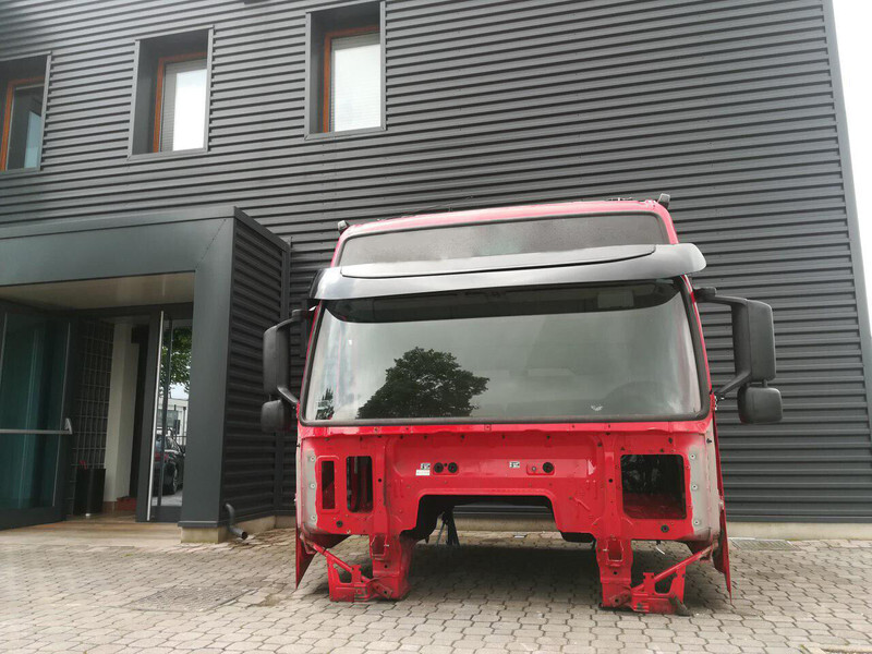 Volvo FH13 Euro 5 - Ohjaamo ja sisustus - Kuorma-auto: kuva Volvo FH13 Euro 5 - Ohjaamo ja sisustus - Kuorma-auto Volvo FH13 Euro 5 - Ohjaamo ja sisustus - Kuorma-auto: kuva Volvo FH13 Euro 5 - Ohjaamo ja sisustus - Kuorma-auto