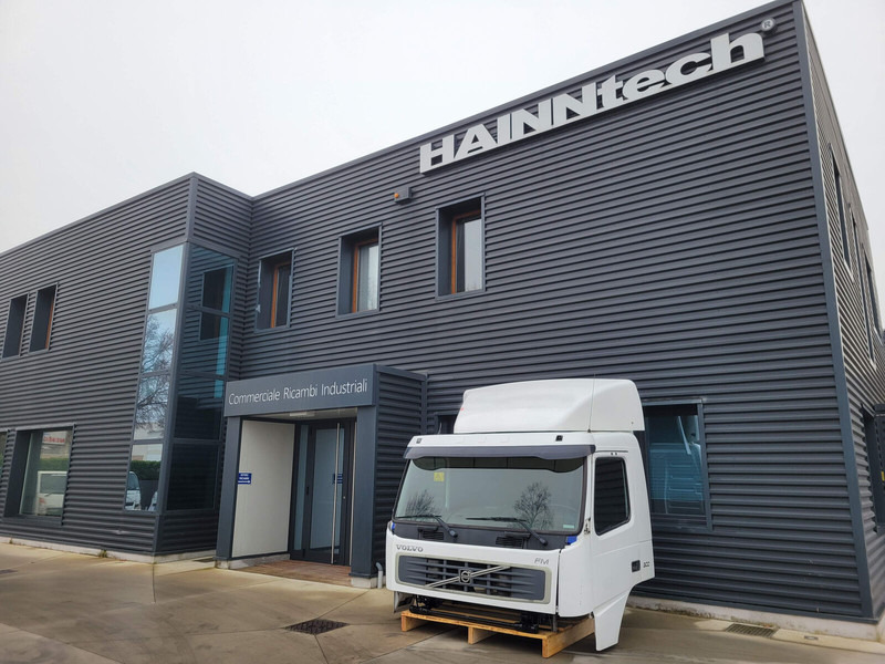 Volvo FL - Ohjaamo ja sisustus - Kuorma-auto: kuva Volvo FL - Ohjaamo ja sisustus - Kuorma-auto Volvo FL - Ohjaamo ja sisustus - Kuorma-auto: kuva Volvo FL - Ohjaamo ja sisustus - Kuorma-auto