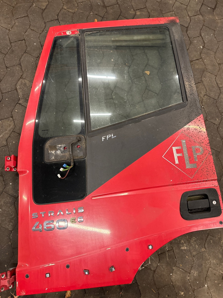 IVECO STRALIS DOOR LEFT 504232504 - Ohjaamo ja sisustus - Kuorma-auto: kuva  IVECO STRALIS DOOR LEFT 504232504 - Ohjaamo ja sisustus - Kuorma-auto IVECO STRALIS DOOR LEFT 504232504 - Ohjaamo ja sisustus - Kuorma-auto: kuva  IVECO STRALIS DOOR LEFT 504232504 - Ohjaamo ja sisustus - Kuorma-auto