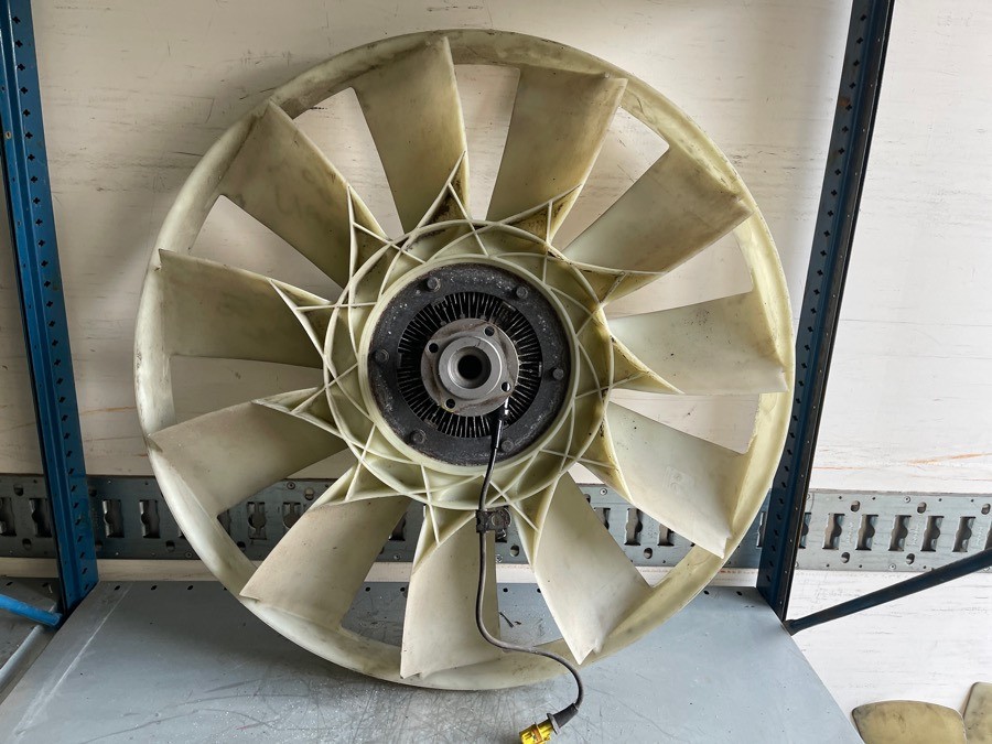 MAN VISKOS FAN 51.06600-7037 - Jäähdytysjärjestelmä - Kuorma-auto: kuva MAN VISKOS FAN 51.06600-7037 - Jäähdytysjärjestelmä - Kuorma-auto MAN VISKOS FAN 51.06600-7037 - Jäähdytysjärjestelmä - Kuorma-auto: kuva MAN VISKOS FAN 51.06600-7037 - Jäähdytysjärjestelmä - Kuorma-auto