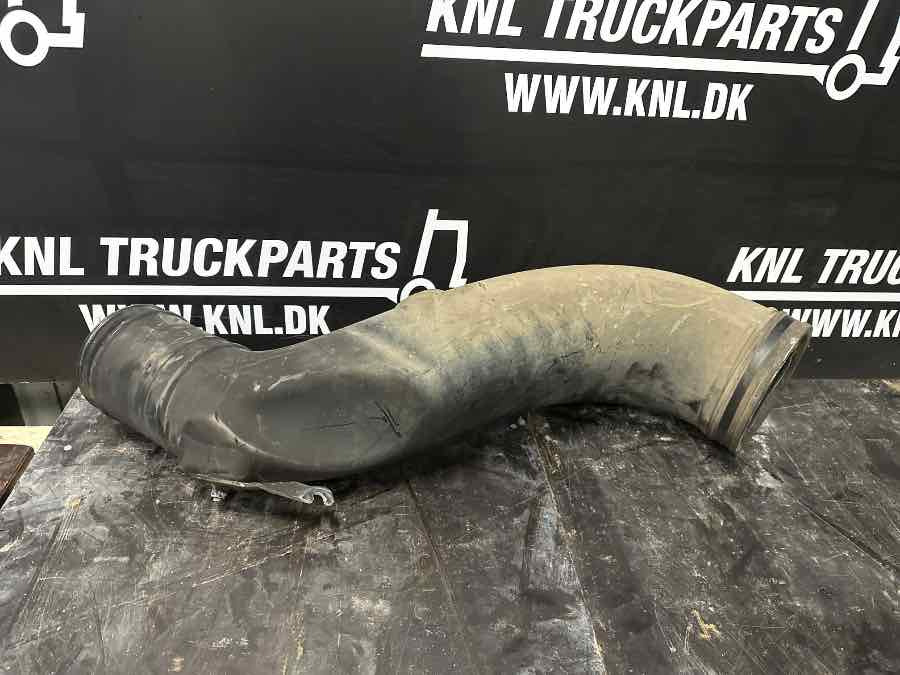 SCANIA AIR PIPE 2543187 - Ilmanottojärjestelmä - Kuorma-auto: kuva SCANIA AIR PIPE 2543187 - Ilmanottojärjestelmä - Kuorma-auto SCANIA AIR PIPE 2543187 - Ilmanottojärjestelmä - Kuorma-auto: kuva SCANIA AIR PIPE 2543187 - Ilmanottojärjestelmä - Kuorma-auto