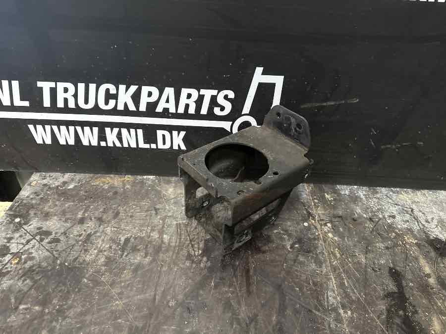 SCANIA BRACKET 2573684 - Runko/ Alusta - Kuorma-auto: kuva SCANIA BRACKET 2573684 - Runko/ Alusta - Kuorma-auto SCANIA BRACKET 2573684 - Runko/ Alusta - Kuorma-auto: kuva SCANIA BRACKET 2573684 - Runko/ Alusta - Kuorma-auto