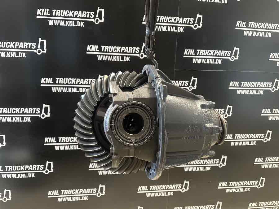 SCANIA DIFF R885 - 3.23 // 2300436 - Differentiaali - Kuorma-auto: kuva SCANIA DIFF R885 - 3.23 // 2300436 - Differentiaali - Kuorma-auto SCANIA DIFF R885 - 3.23 // 2300436 - Differentiaali - Kuorma-auto: kuva SCANIA DIFF R885 - 3.23 // 2300436 - Differentiaali - Kuorma-auto