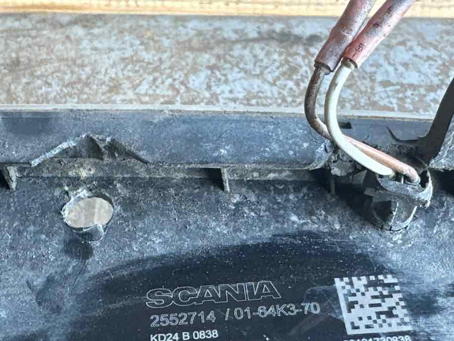 SCANIA FOG LAMP 2552714 - Valo/ Valaistus - Kuorma-auto: kuva SCANIA FOG LAMP 2552714 - Valo/ Valaistus - Kuorma-auto SCANIA FOG LAMP 2552714 - Valo/ Valaistus - Kuorma-auto: kuva SCANIA FOG LAMP 2552714 - Valo/ Valaistus - Kuorma-auto