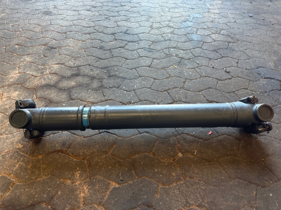 SCANIA PROPSHAFT 1758533 P500 57CM - Nivelakseli - Kuorma-auto: kuva SCANIA PROPSHAFT 1758533 P500 57CM - Nivelakseli - Kuorma-auto SCANIA PROPSHAFT 1758533 P500 57CM - Nivelakseli - Kuorma-auto: kuva SCANIA PROPSHAFT 1758533 P500 57CM - Nivelakseli - Kuorma-auto