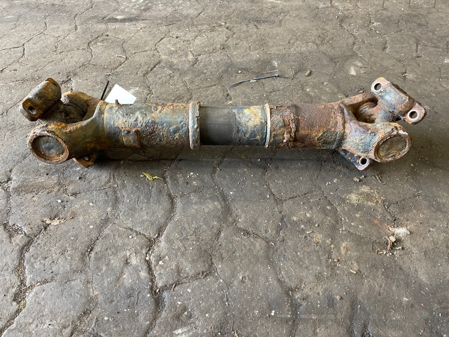 SCANIA PROPSHAFT P520 1796589 - Nivelakseli - Kuorma-auto: kuva SCANIA PROPSHAFT P520 1796589 - Nivelakseli - Kuorma-auto SCANIA PROPSHAFT P520 1796589 - Nivelakseli - Kuorma-auto: kuva SCANIA PROPSHAFT P520 1796589 - Nivelakseli - Kuorma-auto