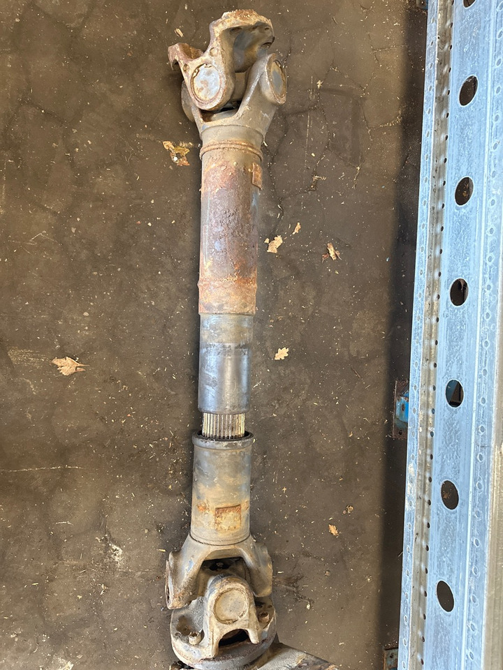 SCANIA PROPSHAFT P602 1802960 - Nivelakseli - Kuorma-auto: kuva SCANIA PROPSHAFT P602 1802960 - Nivelakseli - Kuorma-auto SCANIA PROPSHAFT P602 1802960 - Nivelakseli - Kuorma-auto: kuva SCANIA PROPSHAFT P602 1802960 - Nivelakseli - Kuorma-auto