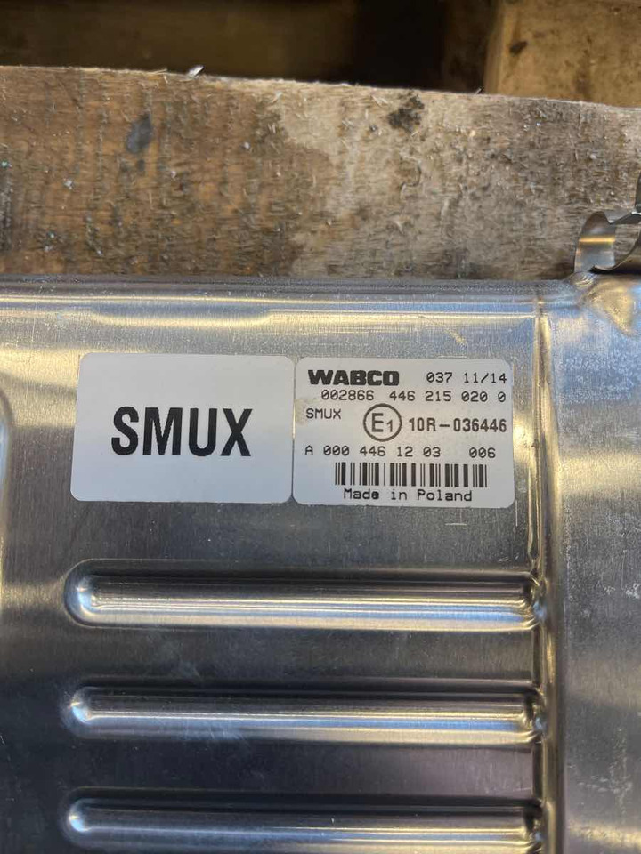 SETRA / MERCEDES ECU SMUX A0004461203 - Ohjainyksikkö - Bussi: kuva SETRA / MERCEDES ECU SMUX A0004461203 - Ohjainyksikkö - Bussi SETRA / MERCEDES ECU SMUX A0004461203 - Ohjainyksikkö - Bussi: kuva SETRA / MERCEDES ECU SMUX A0004461203 - Ohjainyksikkö - Bussi