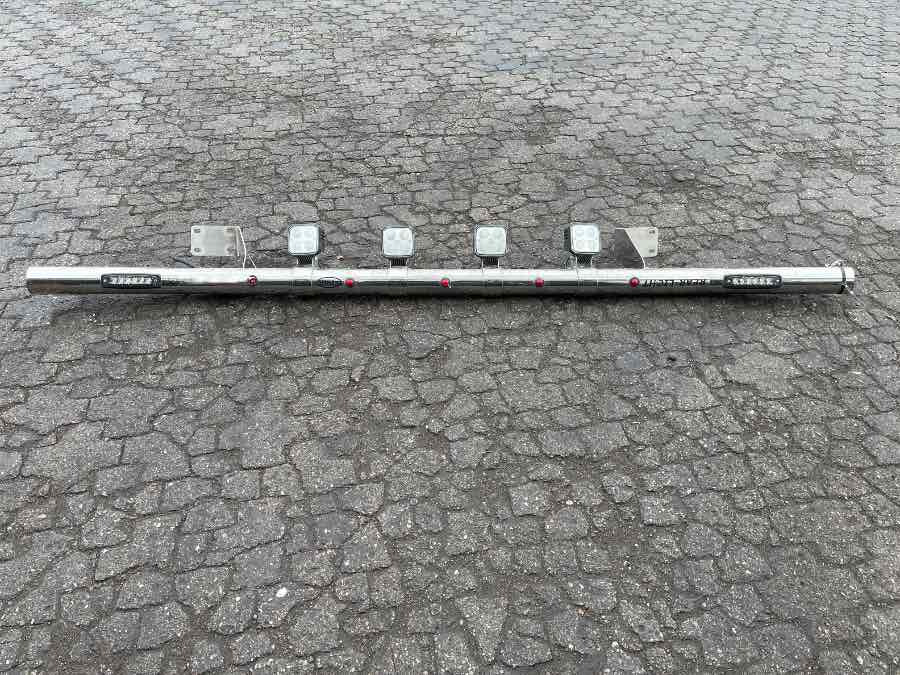 VOLVO LIGHT BOOM, CHROME - Valo/ Valaistus - Kuorma-auto: kuva VOLVO LIGHT BOOM, CHROME - Valo/ Valaistus - Kuorma-auto VOLVO LIGHT BOOM, CHROME - Valo/ Valaistus - Kuorma-auto: kuva VOLVO LIGHT BOOM, CHROME - Valo/ Valaistus - Kuorma-auto
