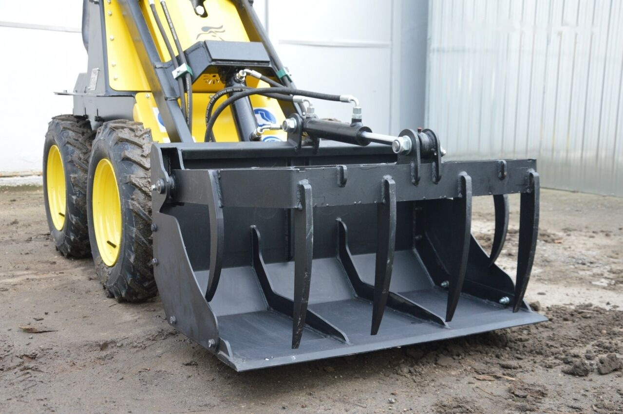 Tur Poland N520 Miniradlader Mini Hoflader Mini Lader - Liukuohjattu kuormaaja: kuva Tur Poland N520 Miniradlader Mini Hoflader Mini Lader - Liukuohjattu kuormaaja Tur Poland N520 Miniradlader Mini Hoflader Mini Lader - Liukuohjattu kuormaaja: kuva Tur Poland N520 Miniradlader Mini Hoflader Mini Lader - Liukuohjattu kuormaaja