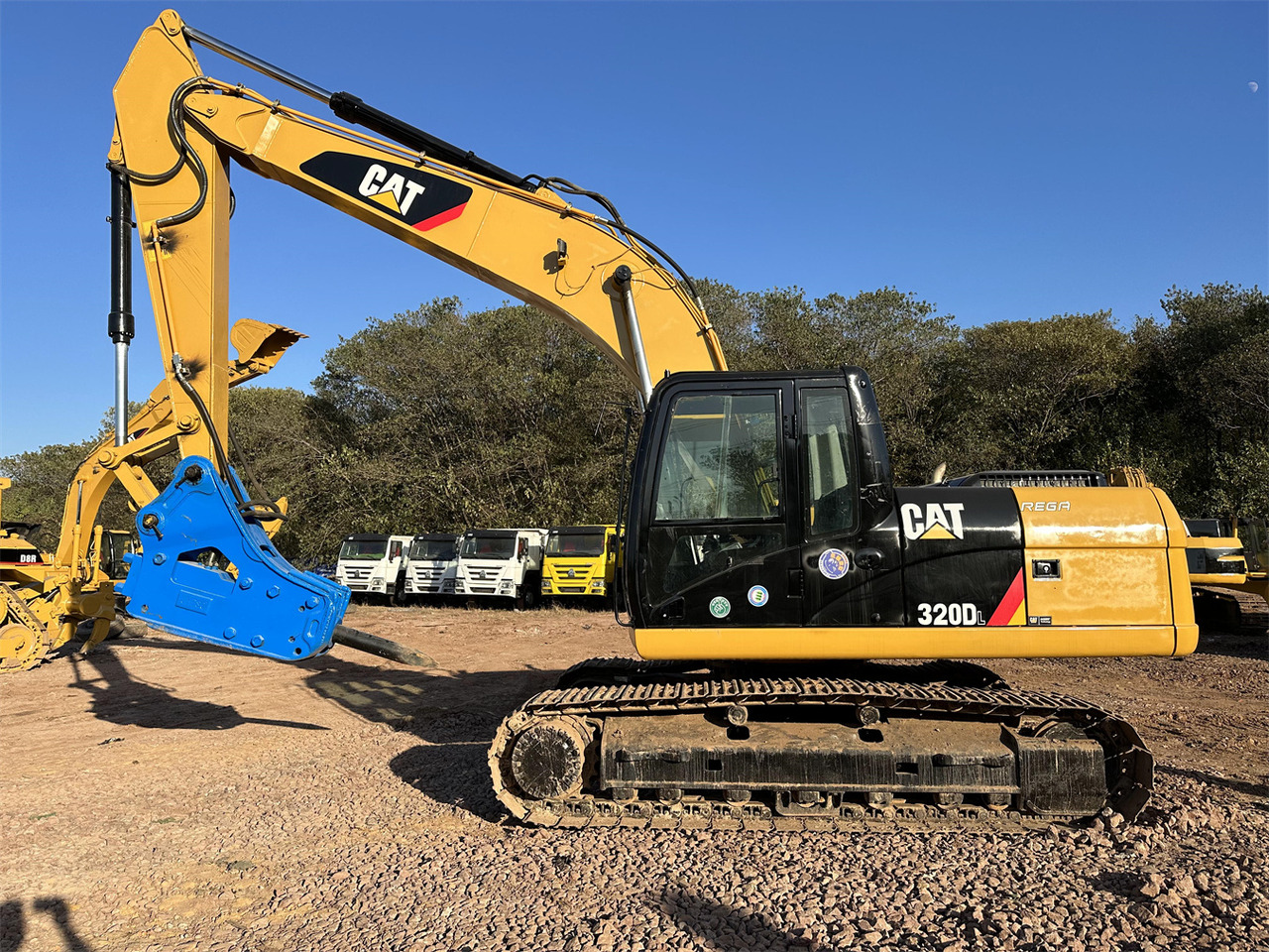 CAT 320DL - Telakaivukone: kuva CAT 320DL - Telakaivukone CAT 320DL - Telakaivukone: kuva CAT 320DL - Telakaivukone