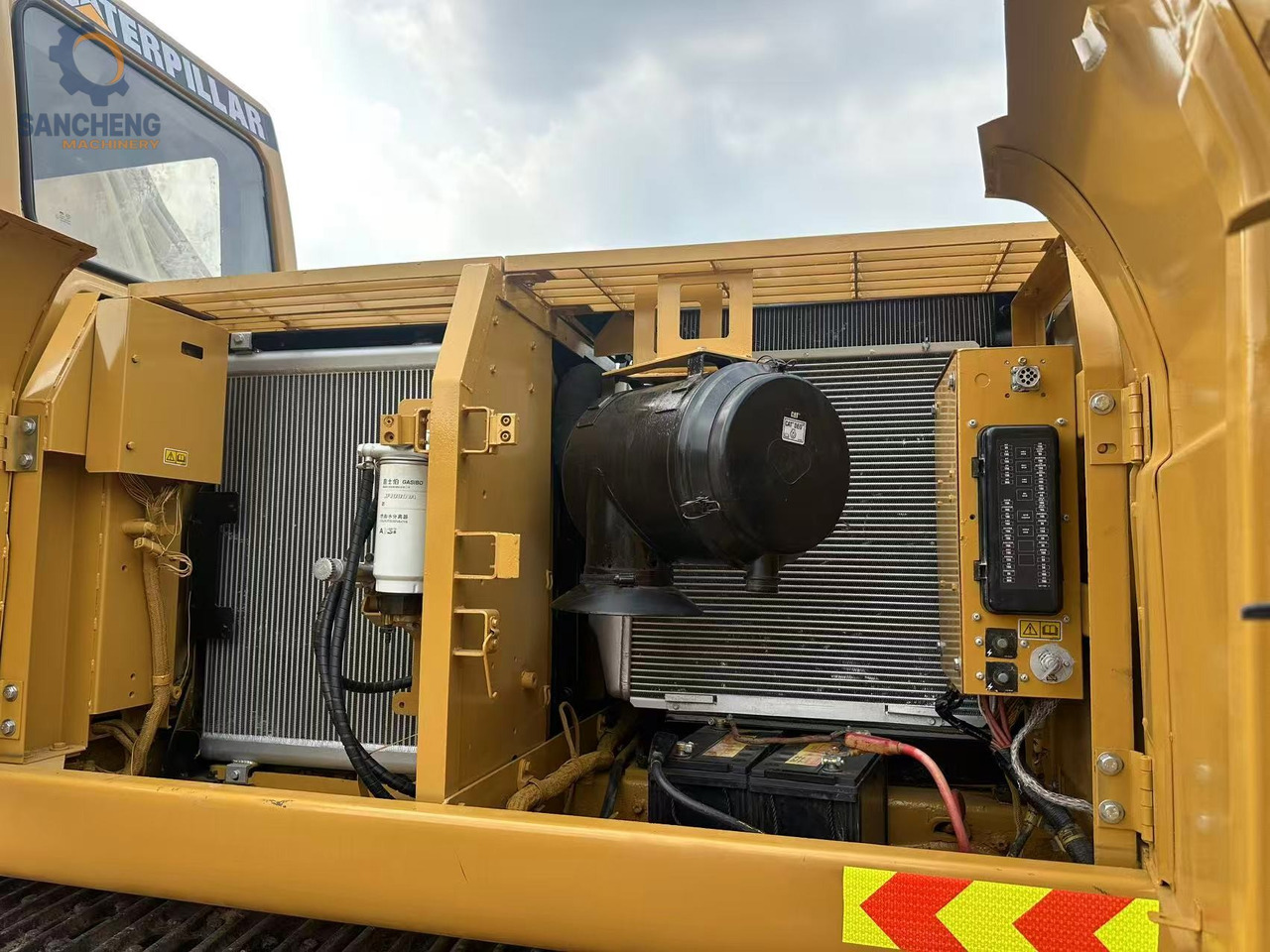 CAT 325 CL - Telakaivukone: kuva CAT 325 CL - Telakaivukone CAT 325 CL - Telakaivukone: kuva CAT 325 CL - Telakaivukone