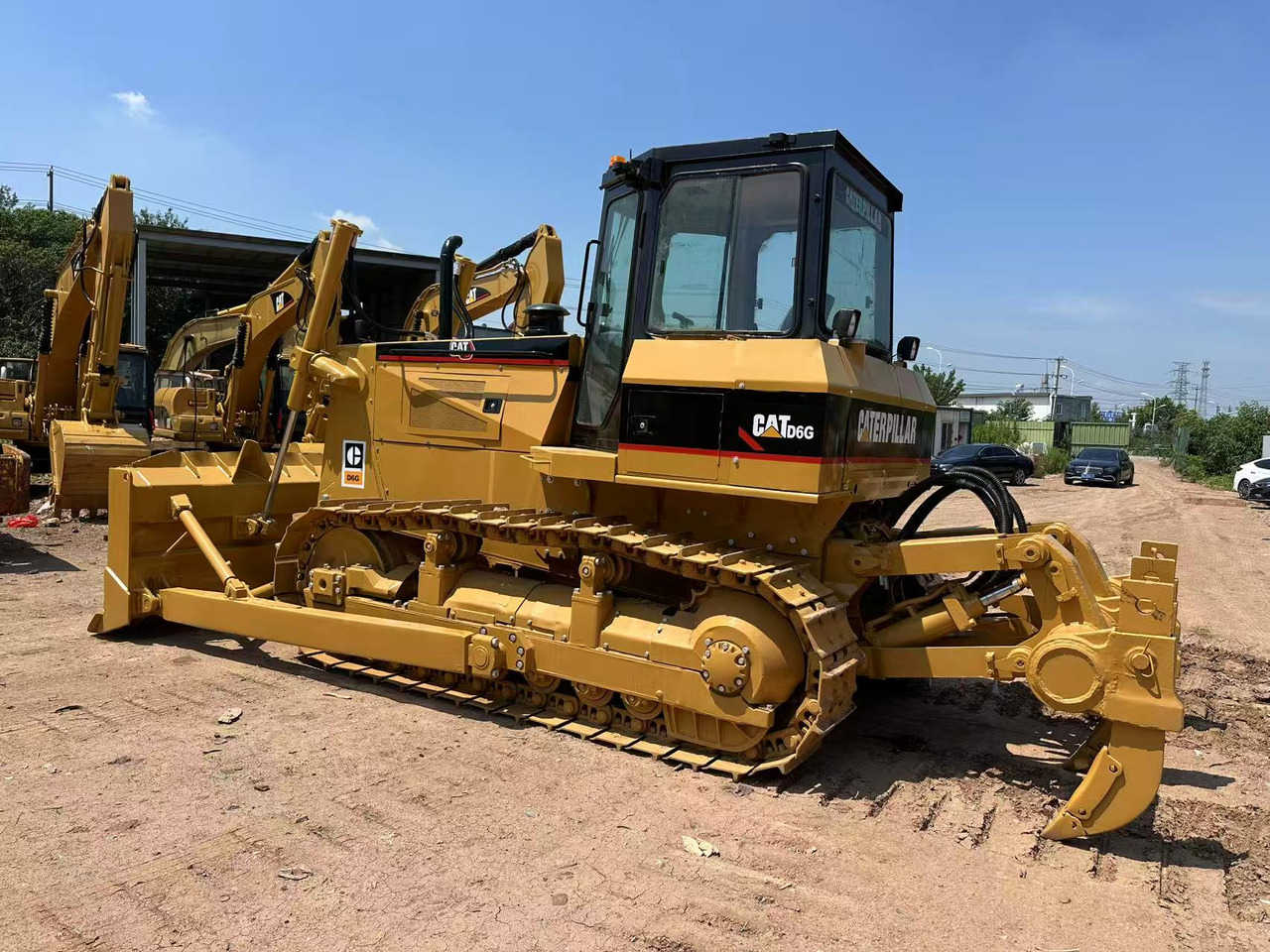 CAT D6G - Puskutraktori: kuva CAT D6G - Puskutraktori CAT D6G - Puskutraktori: kuva CAT D6G - Puskutraktori