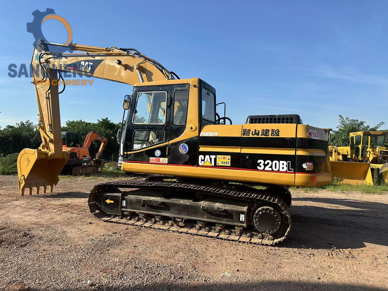CATERPILLAR 320B excavator - Telakaivukone: kuva CATERPILLAR 320B excavator - Telakaivukone CATERPILLAR 320B excavator - Telakaivukone: kuva CATERPILLAR 320B excavator - Telakaivukone